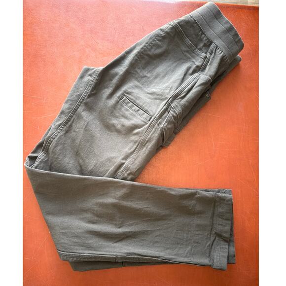 Duluth Fire Hose Flex Shift Dark Green Work Pants Size 4 EUC 🛠️ - Picture 4 of 9
